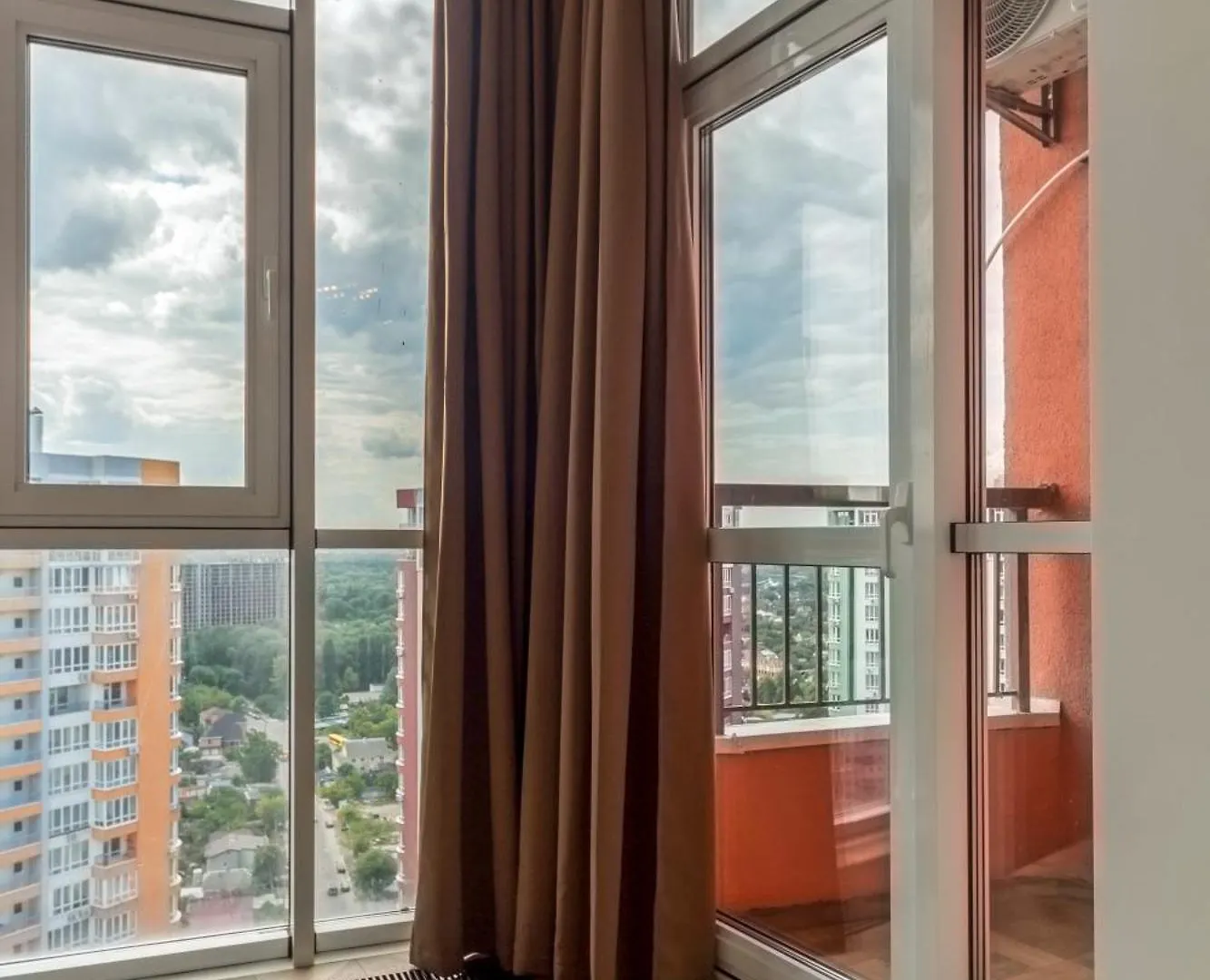 Design Apartments With Panoramic View Kijev 0*,