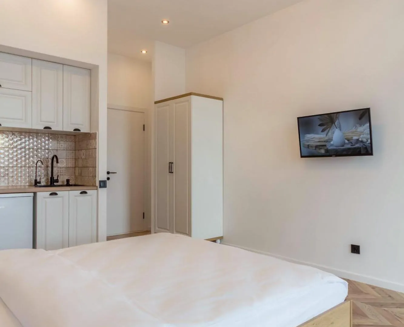 Design Apartments With Panoramic View Kijev