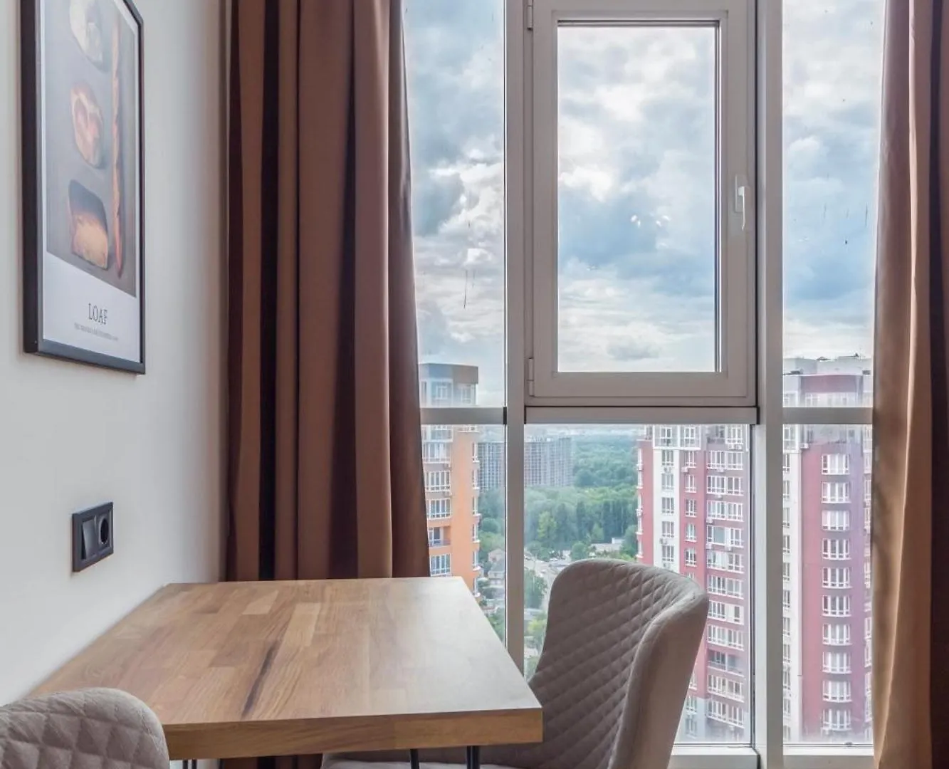 Design Apartments With Panoramic View Kijev Ukrajna